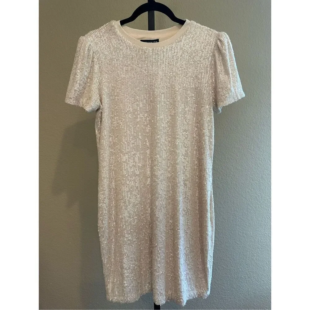 Generation Love Donna Sequin Dress in Shell Size S